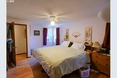 1801 SE 176th Ave, Portland, OR 97233 - Photo 12