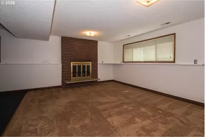 11611 NE Flanders St, Portland, OR 97220 - Photo 18