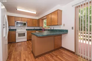 11611 NE Flanders St, Portland, OR 97220 - Photo 14