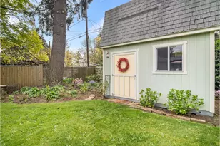 4011 SE 113th Ave, Portland, OR 97266 - Photo 36