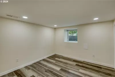 428 SE 30th Pl, Portland, OR 97214 - Photo 10