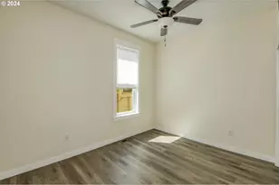 428 SE 30th Pl, Portland, OR 97214 - Photo 6