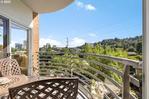 1132 SW 19th Ave, Portland, OR 97205 - Photo 26