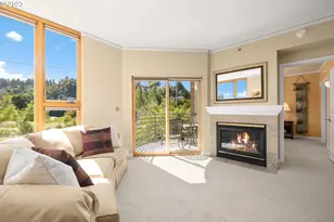 1132 SW 19th Ave, Portland, OR 97205 - Photo 10