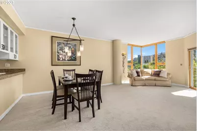 1132 SW 19th Ave #406, Portland, OR 97205 - Photo 6