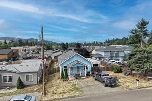 1732 E Washington Ave, Cottage Grove, OR 97424 - Photo 16
