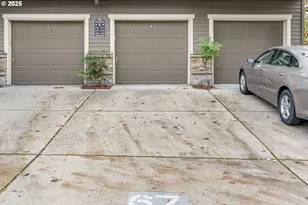 670 NE Adwick Dr, Hillsboro, OR 97006 - Photo 36