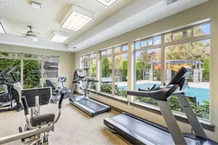 670 NE Adwick Dr, Hillsboro, OR 97006 - Photo 30