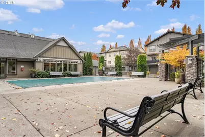 670 NE Adwick Dr, Hillsboro, OR 97006 - Photo 32