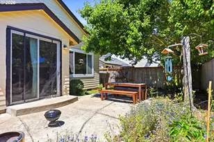 1799 Praslin St, Eugene, OR 97402 - Photo 30
