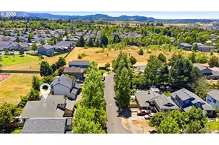 1799 Praslin St, Eugene, OR 97402 - Photo 32