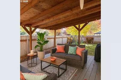 413 SE 8th St, Battle Ground, WA 98604 - Photo 4