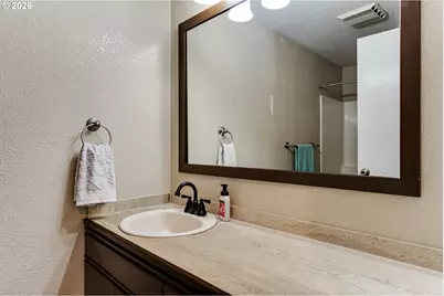 25246 E Bolton Rd, Veneta, OR 97487 - Photo 26