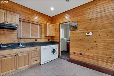 3330 SW 87th Ave, Portland, OR 97225 - Photo 28