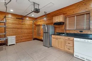 3330 SW 87th Ave, Portland, OR 97225 - Photo 26