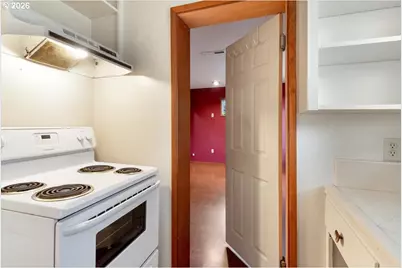 3330 SW 87th Ave, Portland, OR 97225 - Photo 36