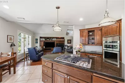 3910 Mirror Pond Way, Eugene, OR 97408 - Photo 18