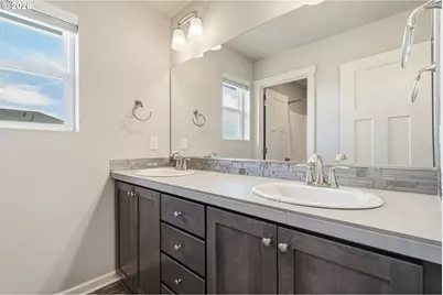 3715 S 42nd Pl, Ridgefield, WA 98642 - Photo 38