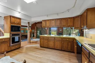 1346 Fisher Rd, Roseburg, OR 97471 - Photo 18