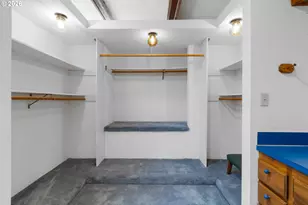 1346 Fisher Rd, Roseburg, OR 97471 - Photo 26