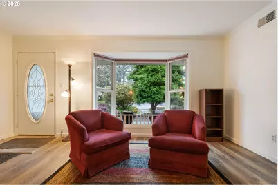 14085 SW Linda Ln, Beaverton, OR 97006 - Photo 10