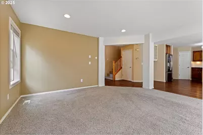 215 NW 150th Way, Vancouver, WA 98685 - Photo 6