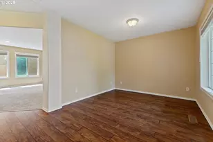 215 NW 150th Way, Vancouver, WA 98685 - Photo 2