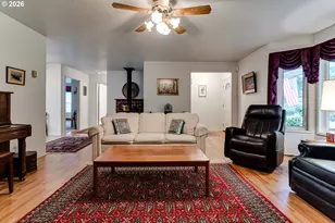 87919 Huston Rd, Veneta, OR 97487 - Photo 4