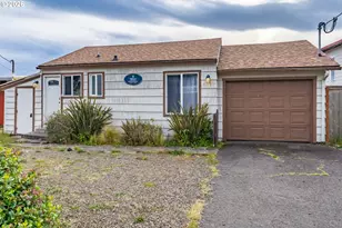 1933 NW Harbor Ave, Lincoln City, OR 97367 - Photo 10