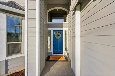 636 SW Sierra St, Camas, WA 98607 - Photo 4
