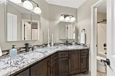 636 SW Sierra St, Camas, WA 98607 - Photo 32