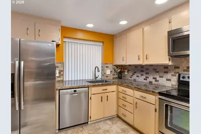 13130 SW Falcon Rise Dr, Portland, OR 97223 - Photo 10