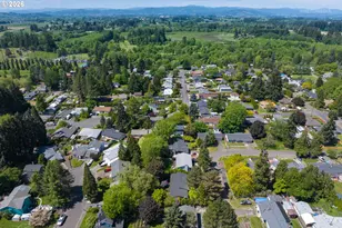 440 NW Yonia Ct, Hillsboro, OR 97124 - Photo 46