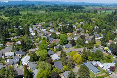 440 NW Yonia Ct, Hillsboro, OR 97124 - Photo 42