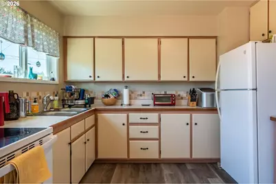 1535 Garfield St, North Bend, OR 97459 - Photo 26