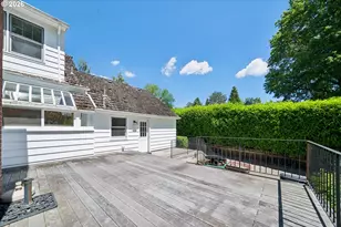 8500 SW Cashmur Ln, Portland, OR 97225 - Photo 32