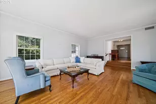 8500 SW Cashmur Ln, Portland, OR 97225 - Photo 8