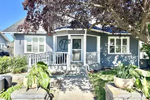 10303 S D St, Island City, OR 97850 - Photo 2