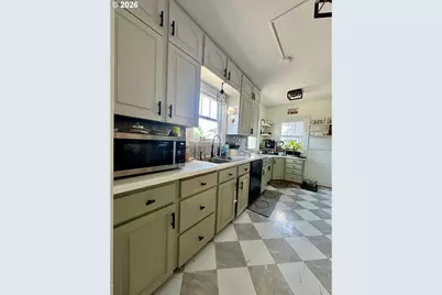 10303 S D St, Island City, OR 97850 - Photo 20