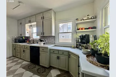 10303 S D St, Island City, OR 97850 - Photo 18