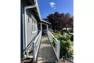 10303 S D St, Island City, OR 97850 - Photo 8