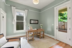 2104 SW Spring St, Portland, OR 97201 - Photo 16