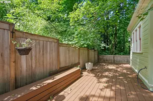 2104 SW Spring St, Portland, OR 97201 - Photo 32