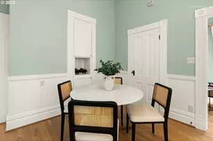 2104 SW Spring St, Portland, OR 97201 - Photo 14