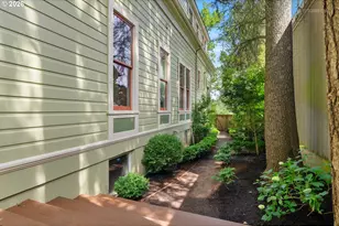 2104 SW Spring St, Portland, OR 97201 - Photo 34