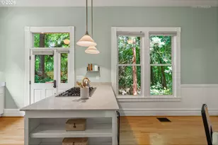 2104 SW Spring St, Portland, OR 97201 - Photo 12