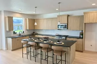 8265 SE Quincy St, Hillsboro, OR 97123 - Photo 4