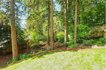 8550 SW Rogue Ln, Wilsonville, OR 97070 - Photo 42