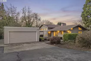 1745 SE Brookwood Ave, Hillsboro, OR 97123 - Photo 2