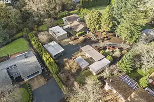 1745 SE Brookwood Ave, Hillsboro, OR 97123 - Photo 38